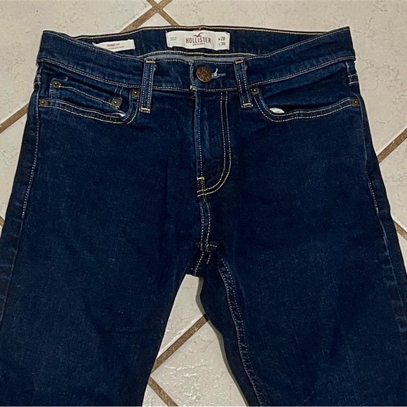 Mens Hollister Jeans - Picture 3 of 6